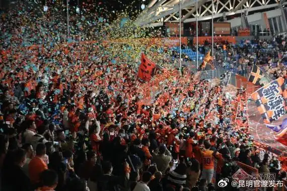 世界杯热度催生亿元转会风暴：豪门抢人暗战升级