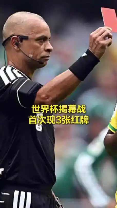 季后赛红牌风暴：CBA季后赛火药味远超上季，裁判尺度成焦点